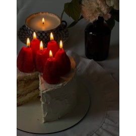 Sveća  „Jagoda“